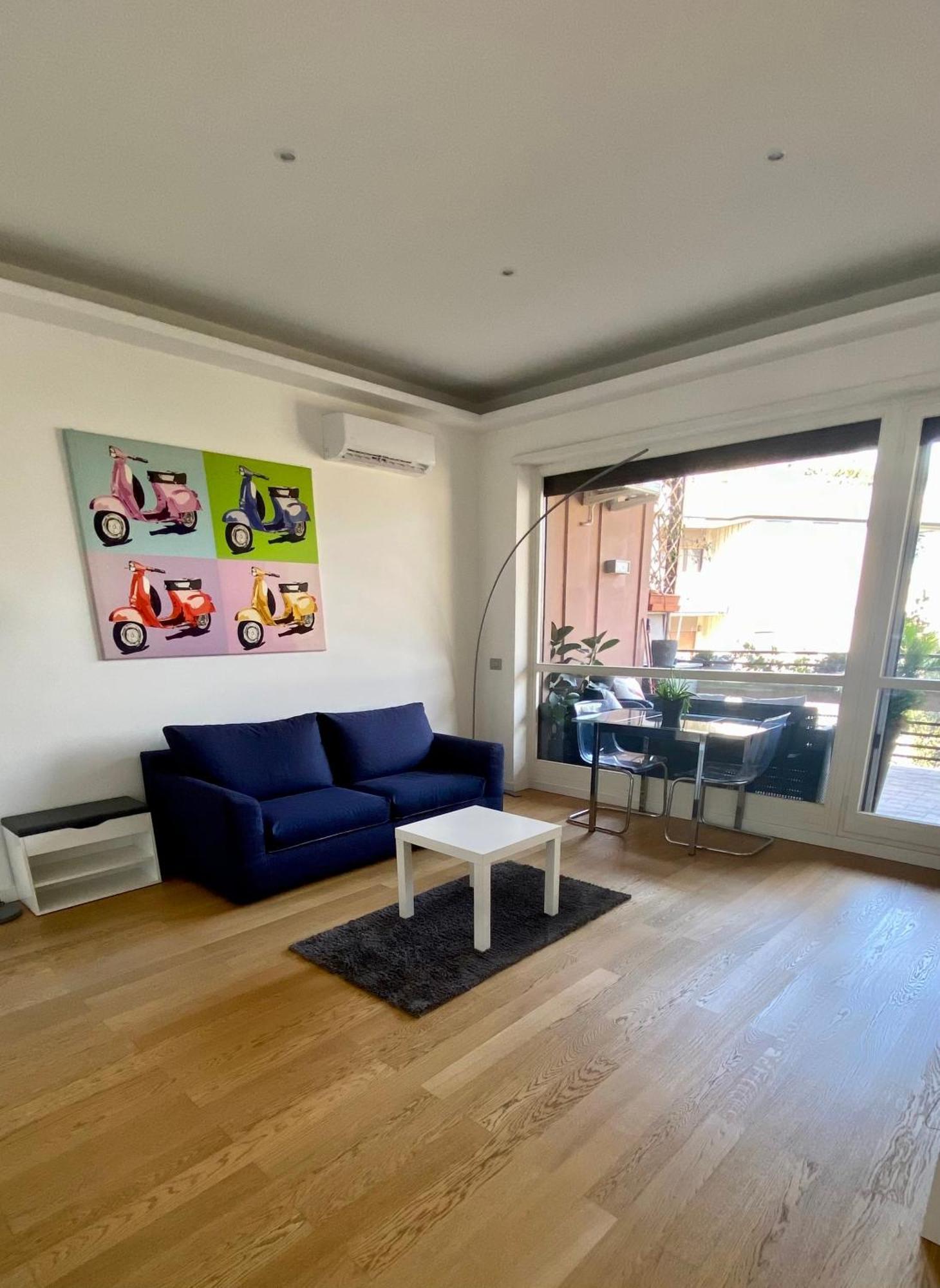 Moderno Bilocale Con Terrazzo Appartamento